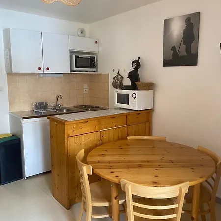 3 Personnes Expose Est Avec Balcon - Fr-1-263-127 Daire